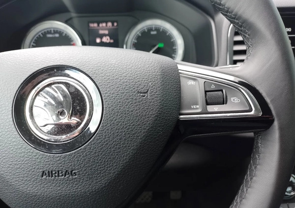 Skoda Karoq cena 109900 przebieg: 96028, rok produkcji 2019 z Wąsosz małe 497